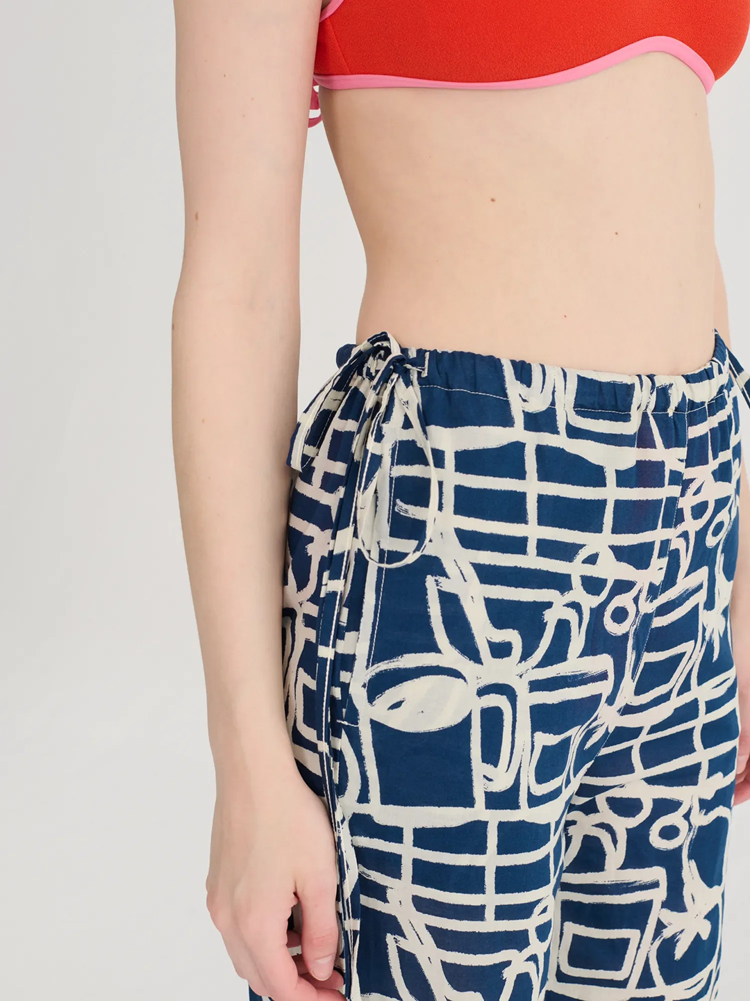 BCH1TRO00003CTW_Navy+Blue_2.png