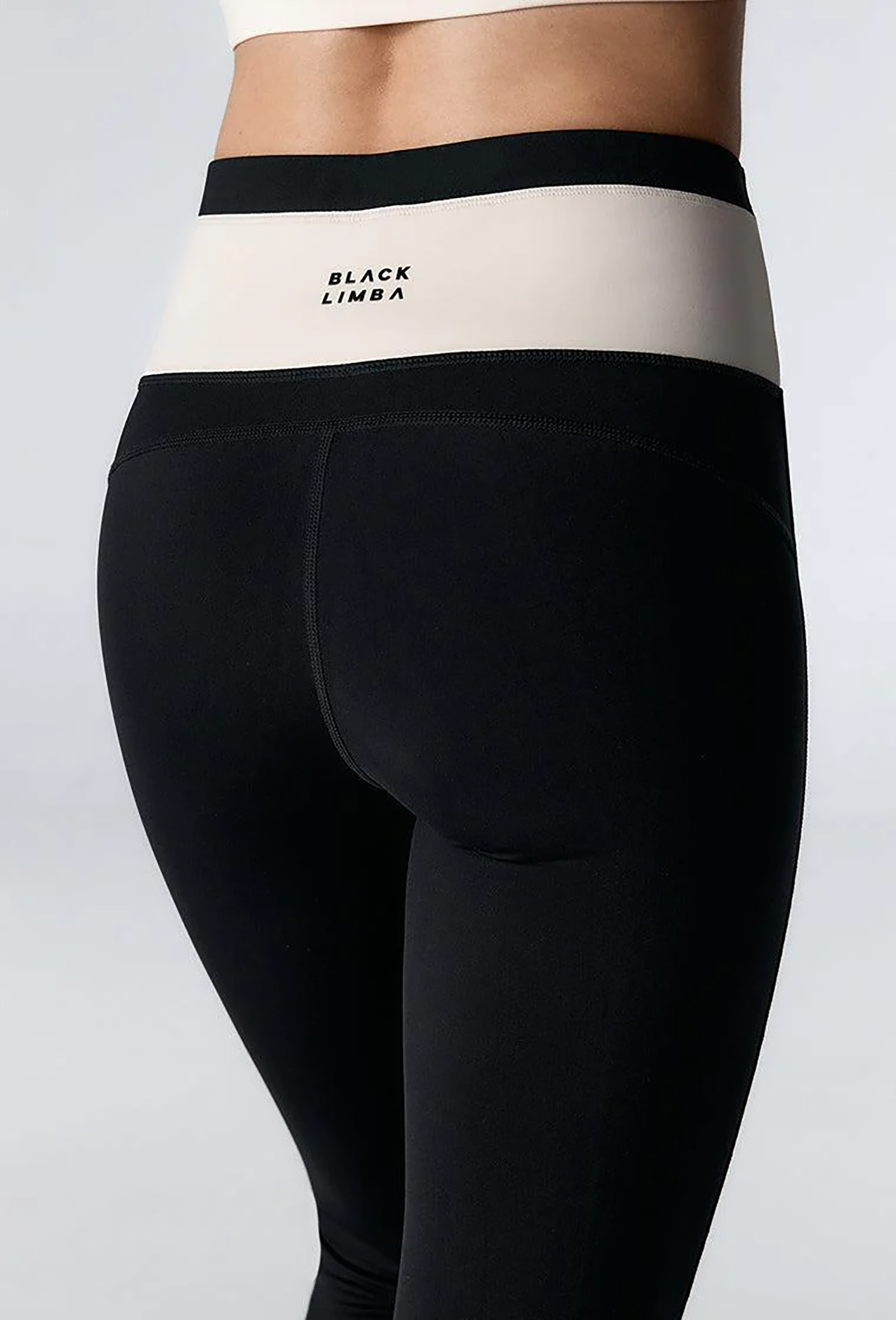 BKL1SPO00008POW_Black+%26+Cream_1.png