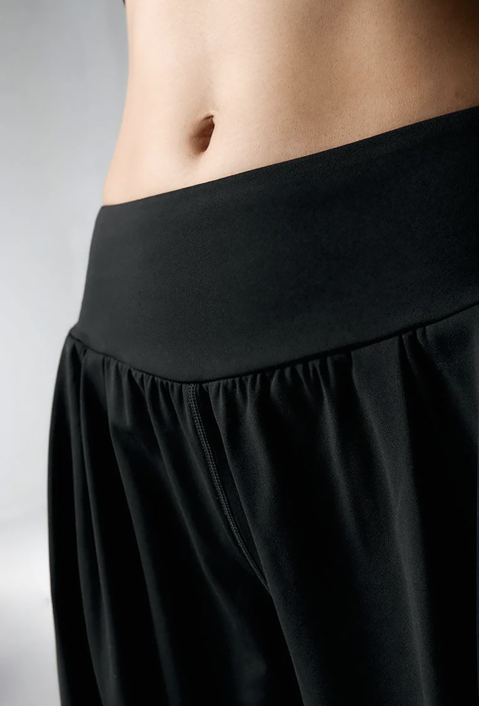 BKL1SPO00026PYW_Black_1.png
