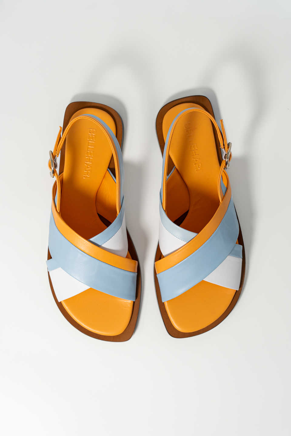 BLLCCAL00007LEW_Corail%2C+Azure%2C+Blanco_3.png