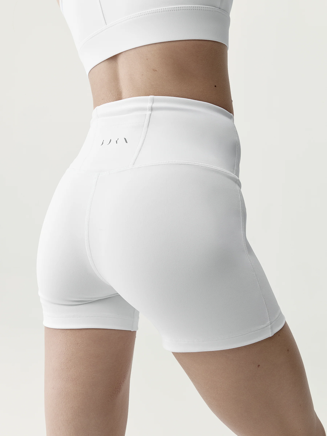 BLY1SPO00118POW_White_2.png