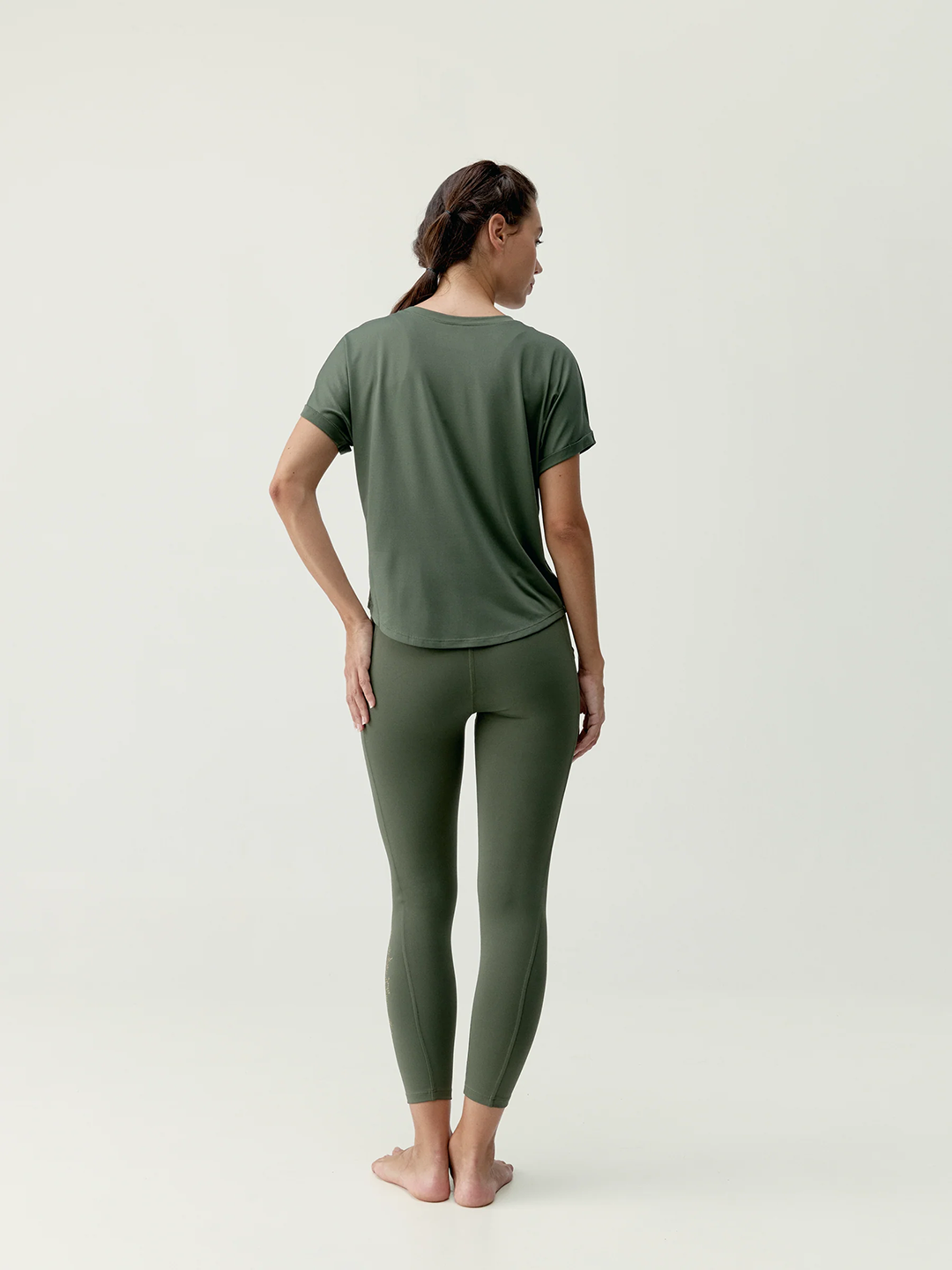 BLY1SPO00144PYW_Kaki+Leaft_3.png