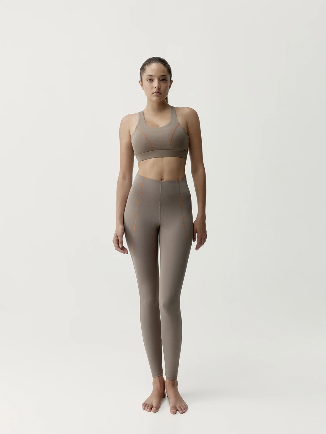 BLY1SPO00166PYW_Taupe_1.png