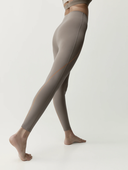 BLY1SPO00166PYW_Taupe_2.png