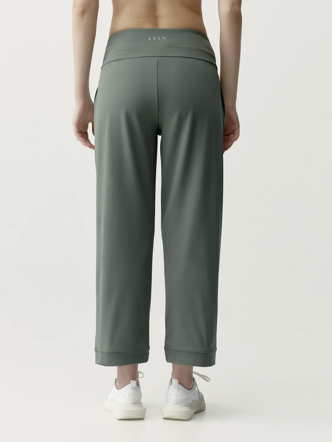 BLY1SPO00172PYW_Tea_2.png
