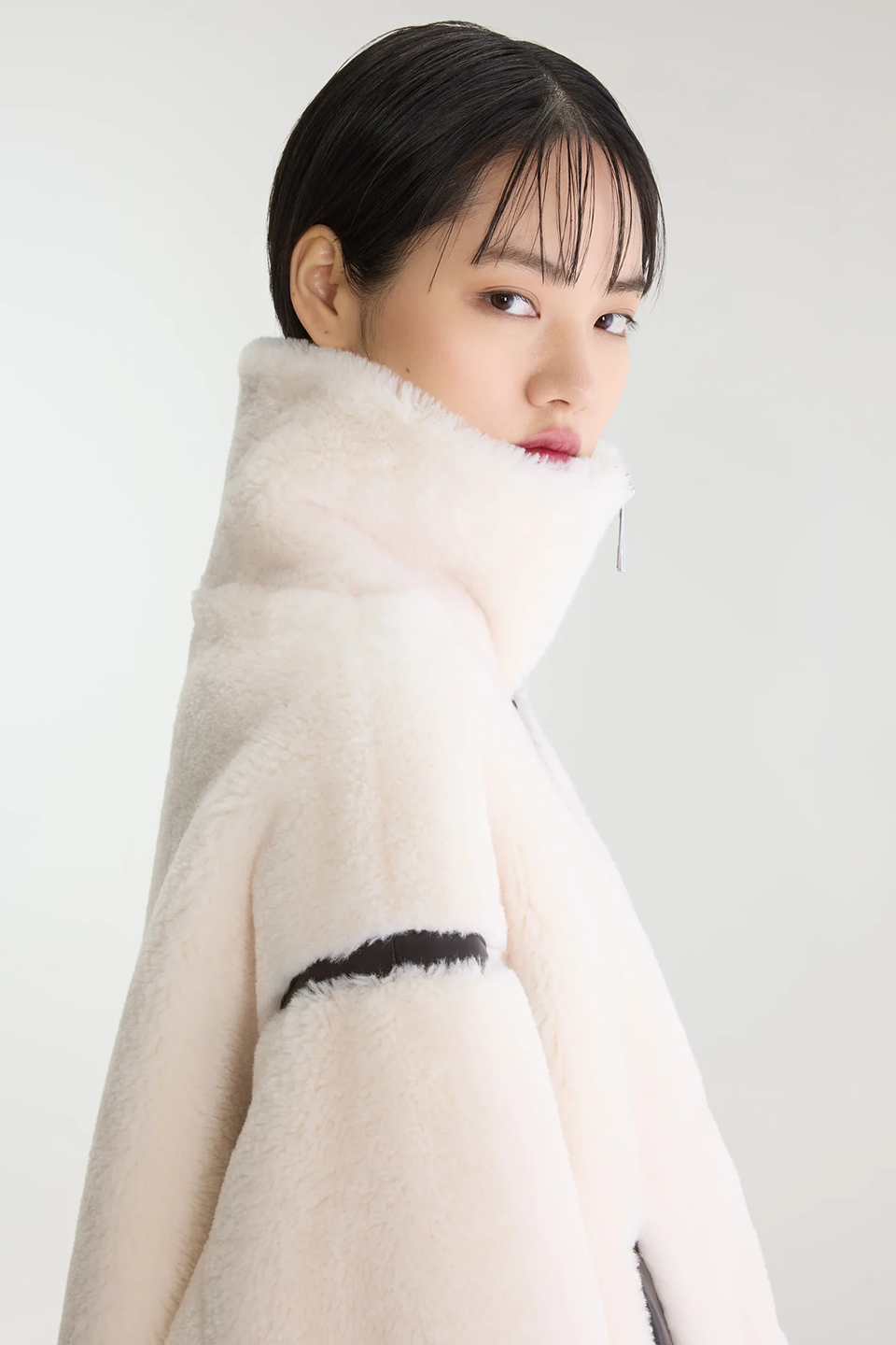 BSE1CJK10720PYW_Whisper_5.png