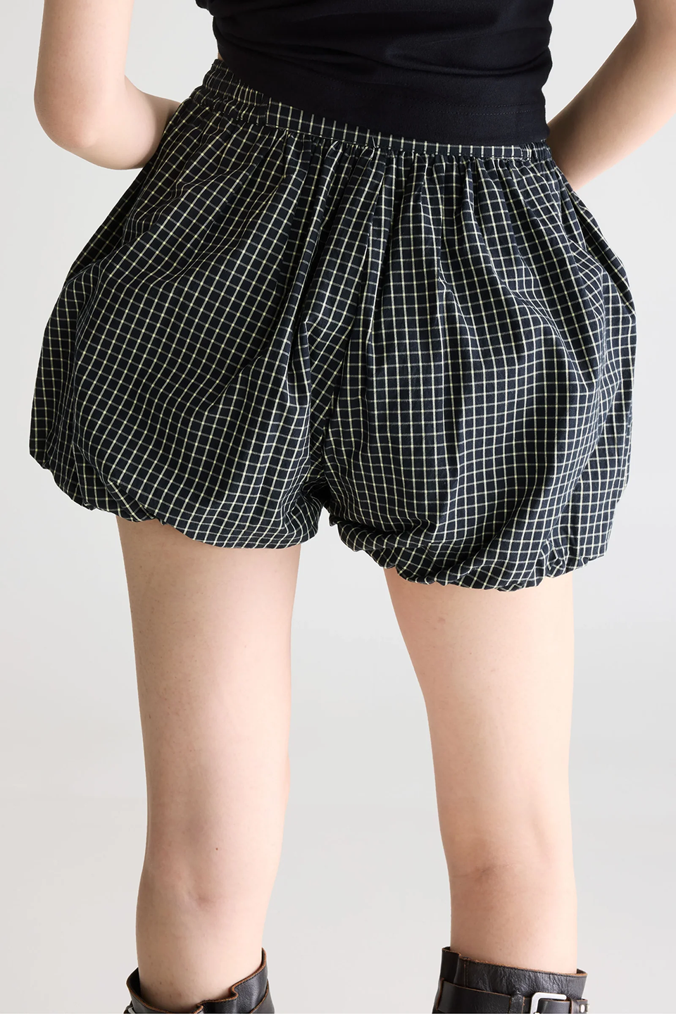 BSE1JEA00008CTW_STRIPE+A_1.png
