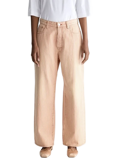 BSE1JEA00010CTW_STRIPE+E_0.png