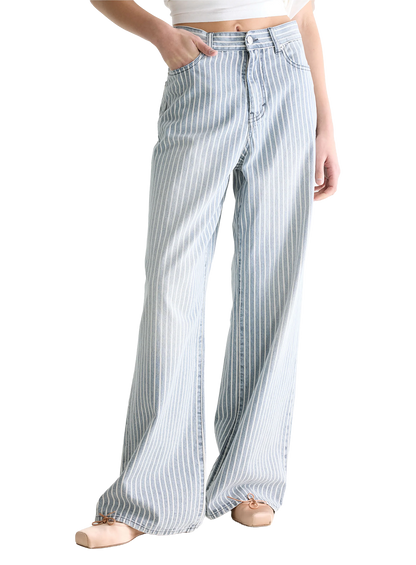 BSE1JEA00012CTW_STRIPE+A_0.png