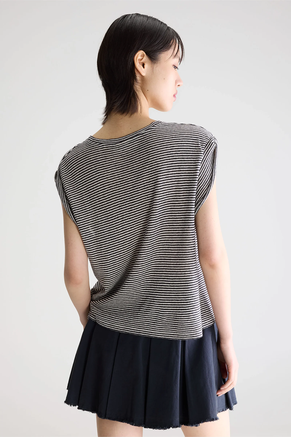 BSE1TOP00021CTW_STRIPE+A_4.png