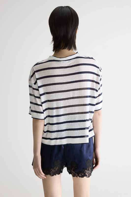BSE1TOP00029CTW_STRIPE+B_1.png