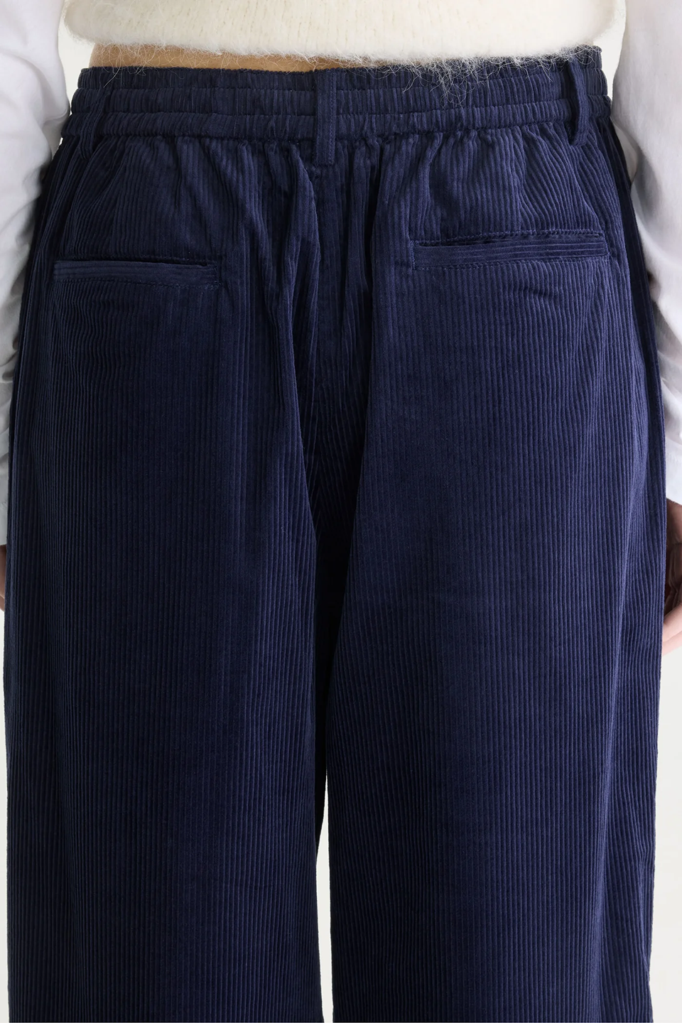 BSE1TRO10712CTW_CAPTAIN_4.png
