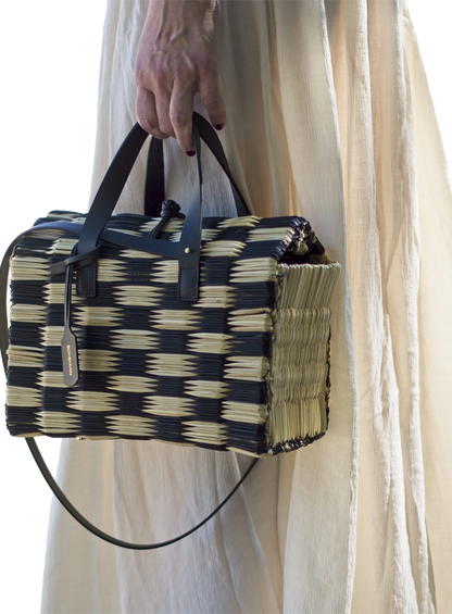 BSHBBCP12257RFW_Negro+-+Beige_0.png