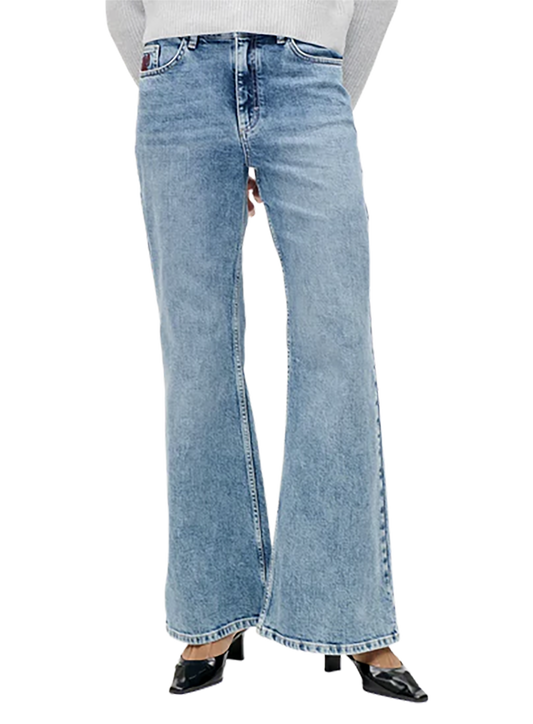 BUP1JEA00007OCW_Light+Denim+Wash_0.png