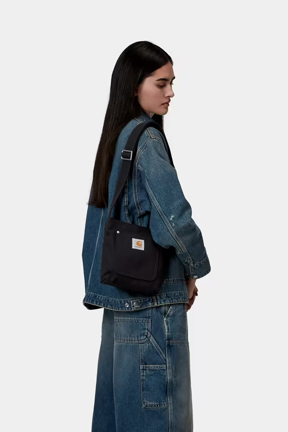 CAH3BAG00002CTM_Black_1.png