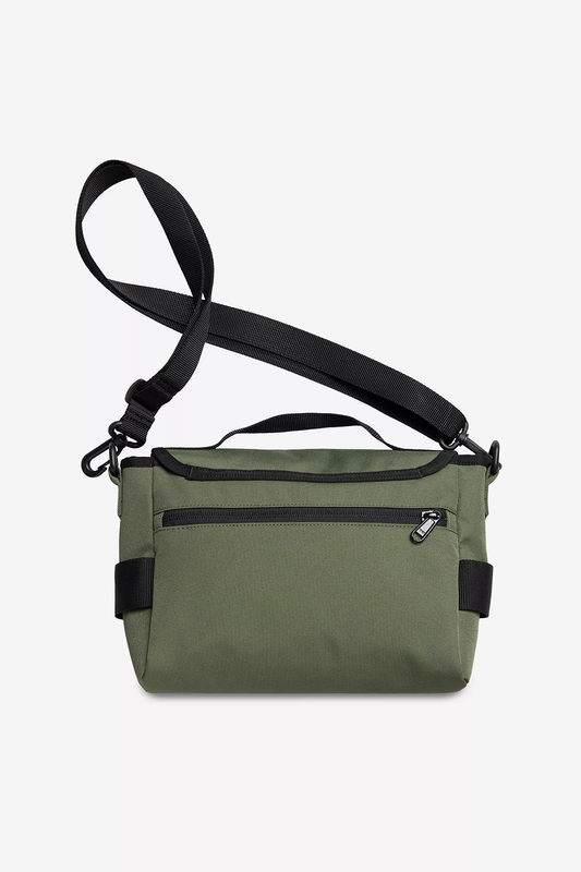 CAH3BAG13644PYM_Leaf_2.png