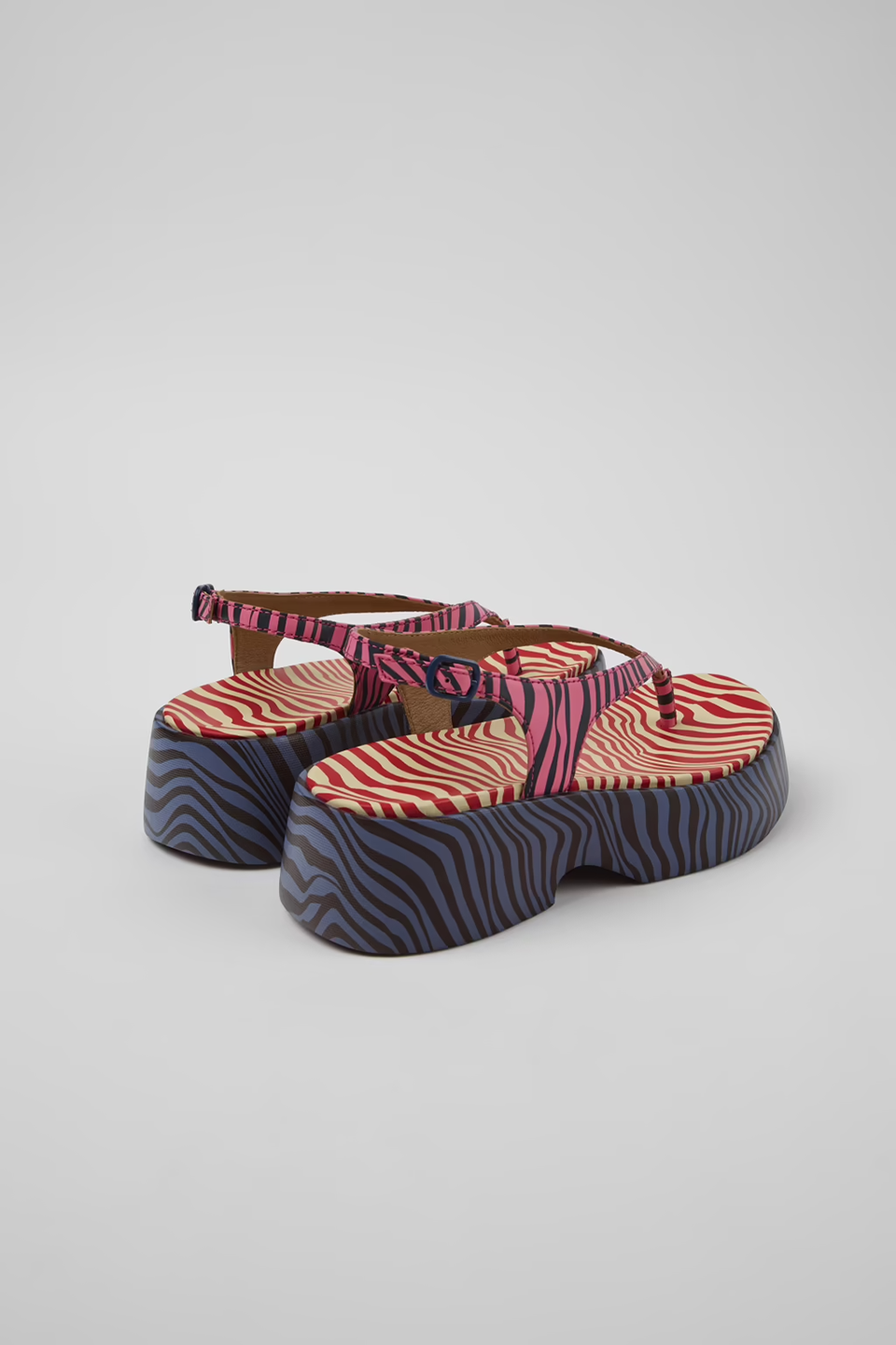 CAMCCAL00011LEW_Multicolor_3.png