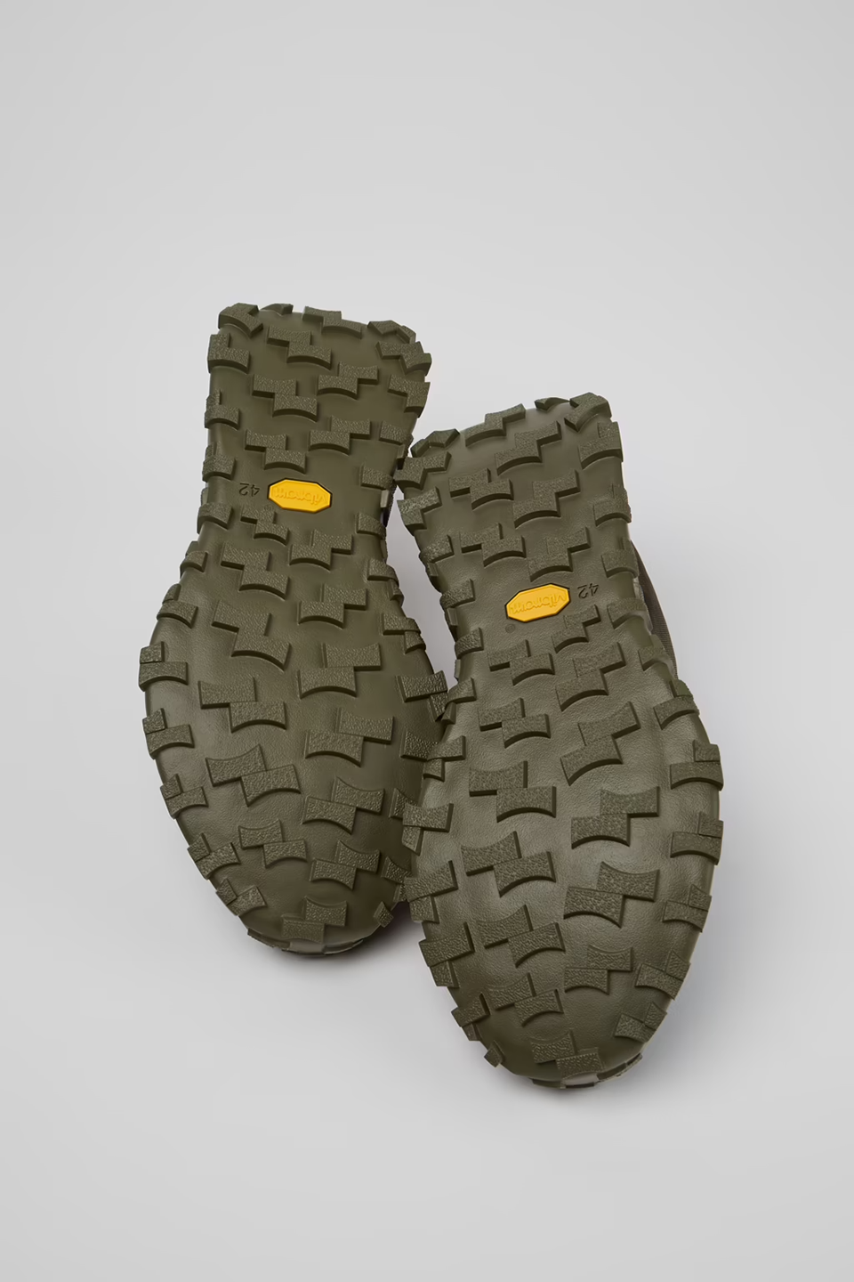 CAMCCAL15076PYM_Verde_4.png