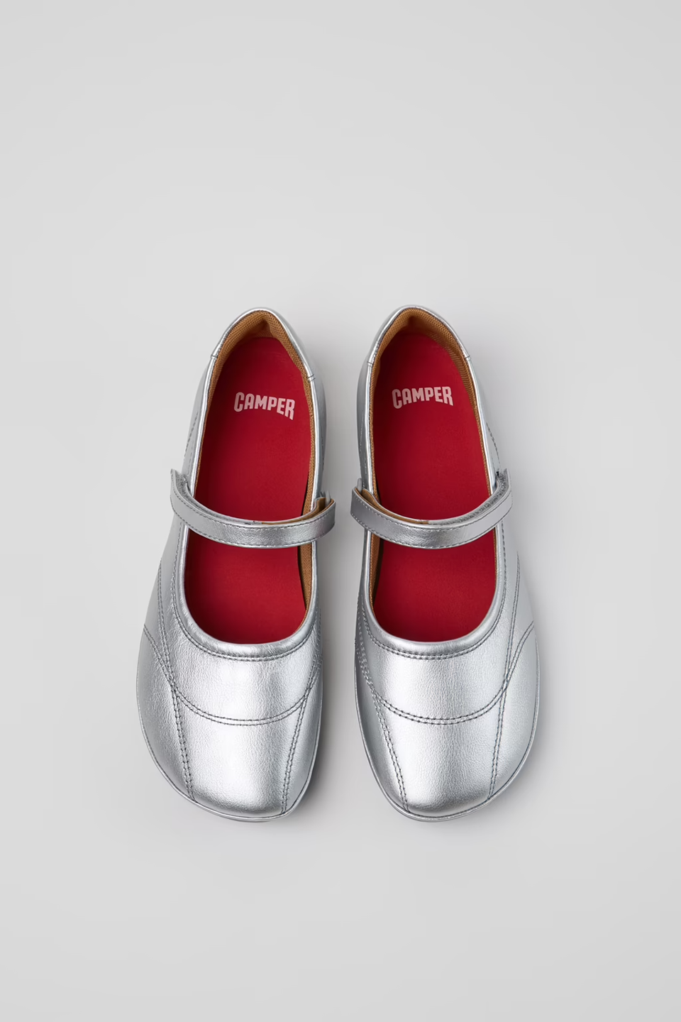 CAMCCAL15078LEW_Gris_1.png