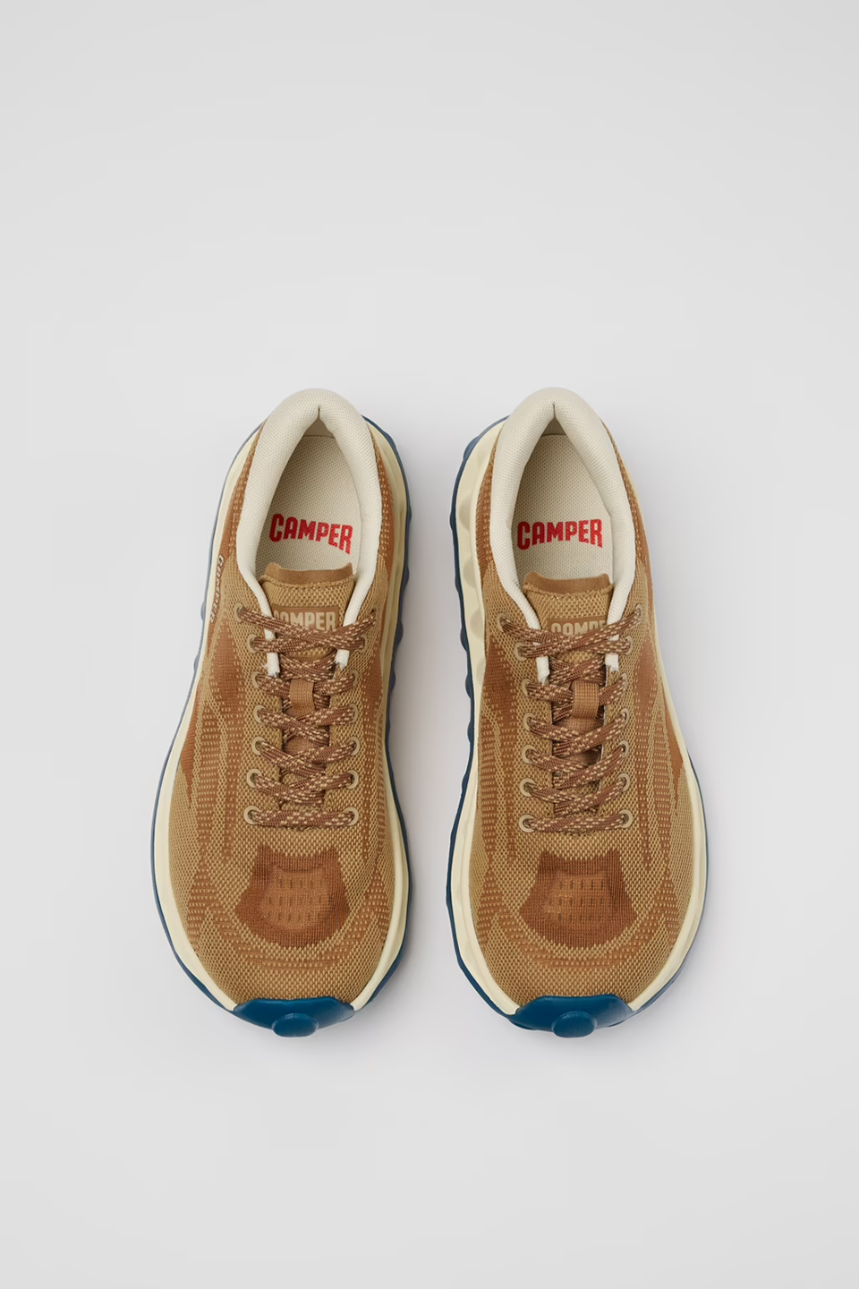 CAMCCAL15079PYW_Multicolor_1.png