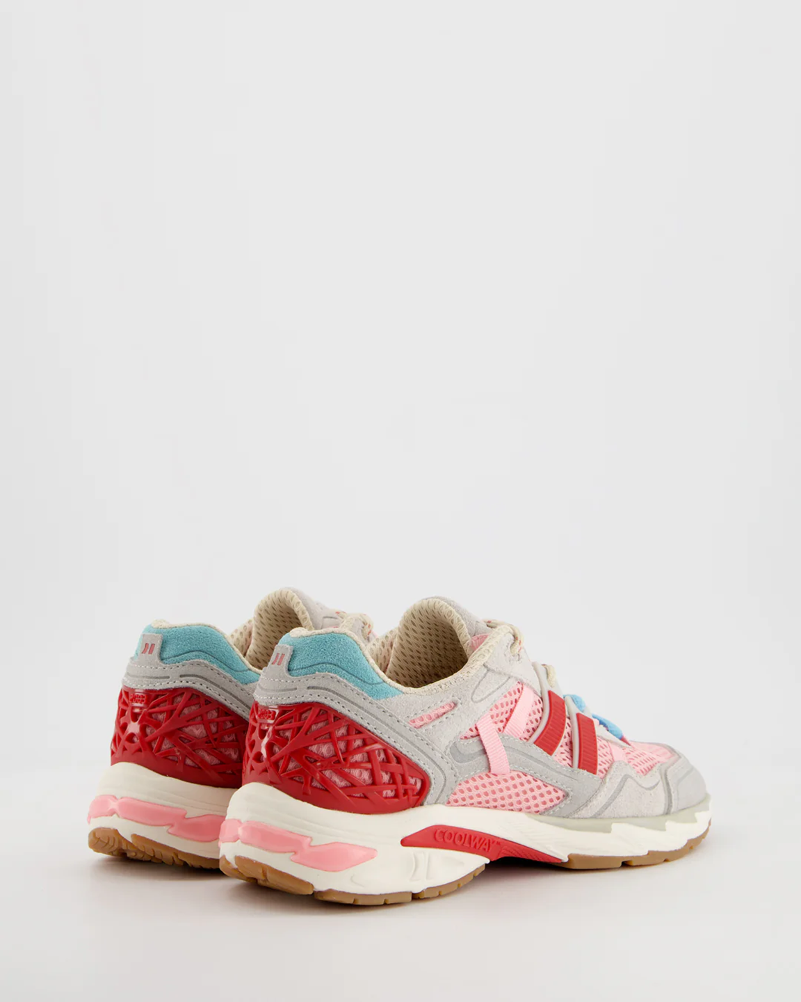 COO2SNE00000MEM_PINK+VOLT_4.png