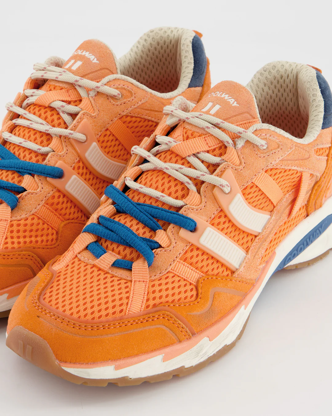 COO2SNE00002MEM_ORANGE+FLASH_1.png