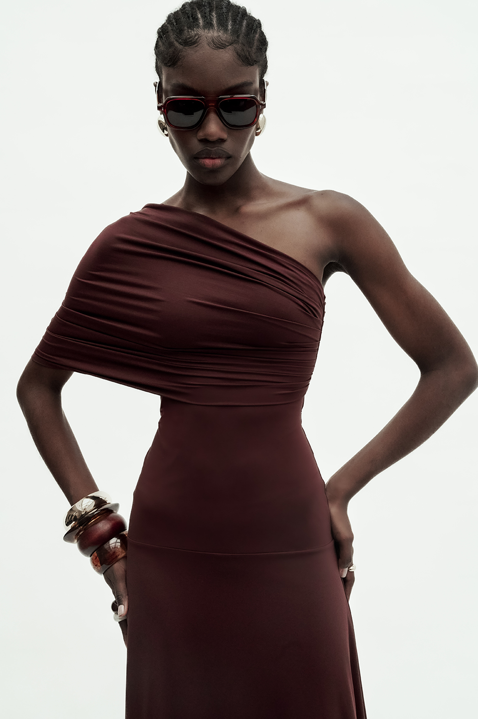 CSN1DRE00003POW_Burgundy_1.png