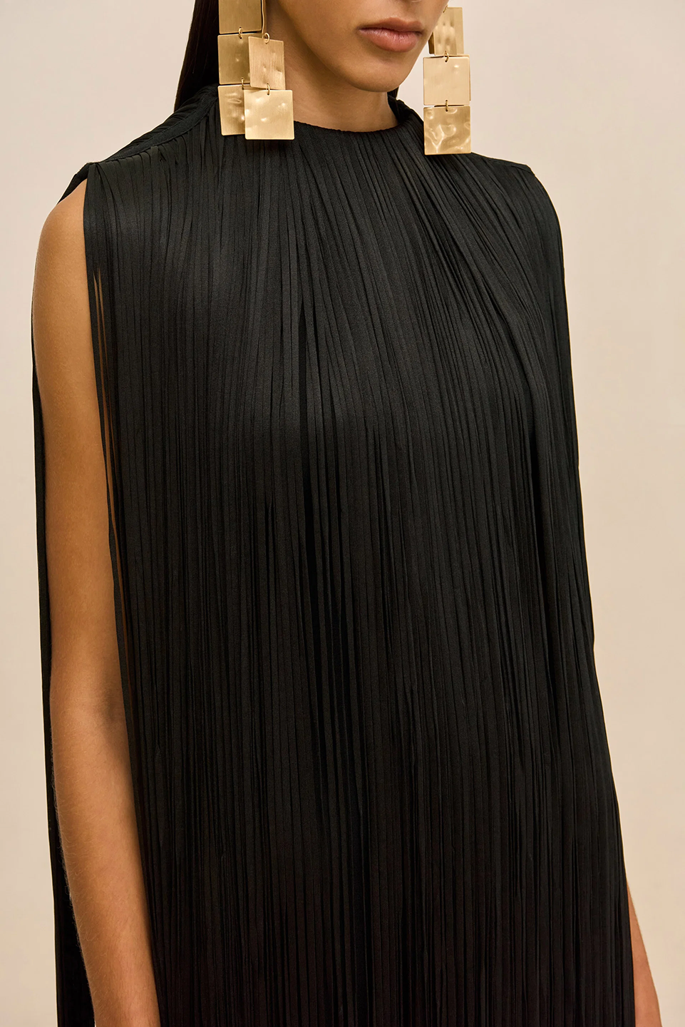 CUG1DRE21308PYW_Black_2.png