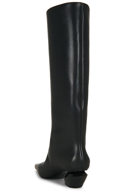 CUG2BOO21303LEW_Black_4.png