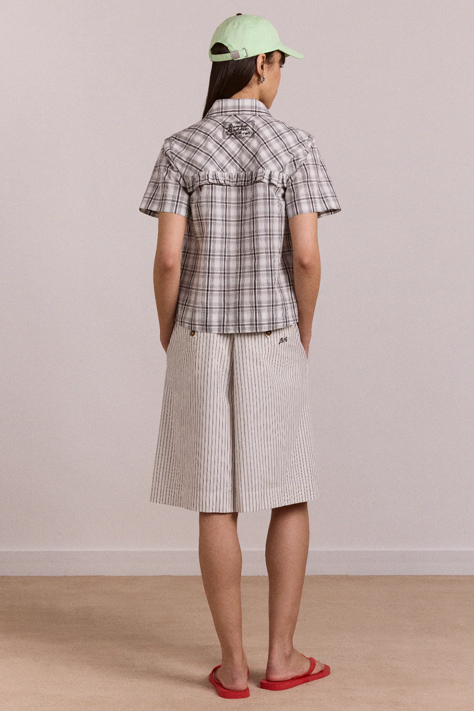 DAM1SHO00000CTW_Stripe_2.png