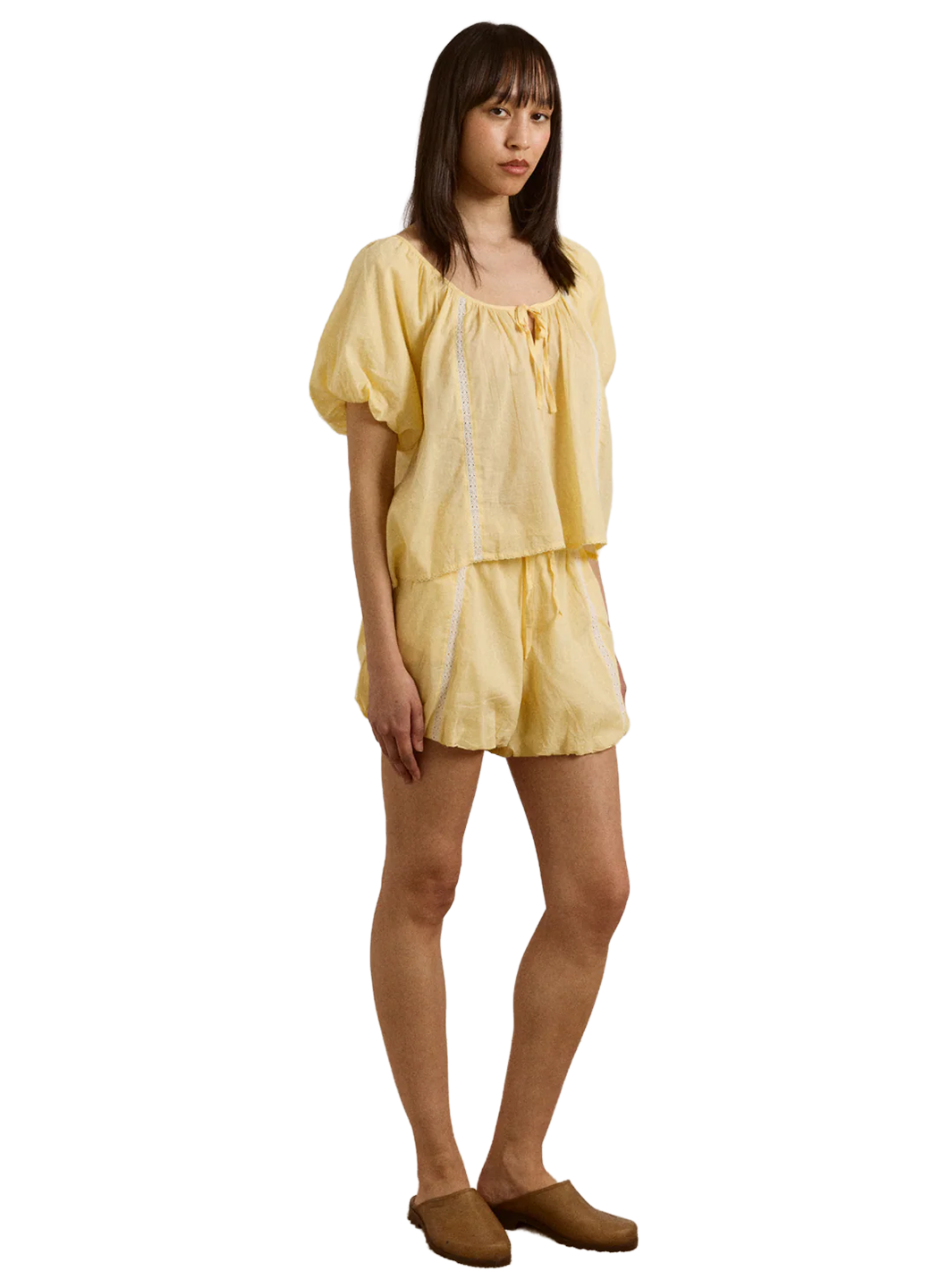 DAM1TOP00004CTW_BUTTER_0.png