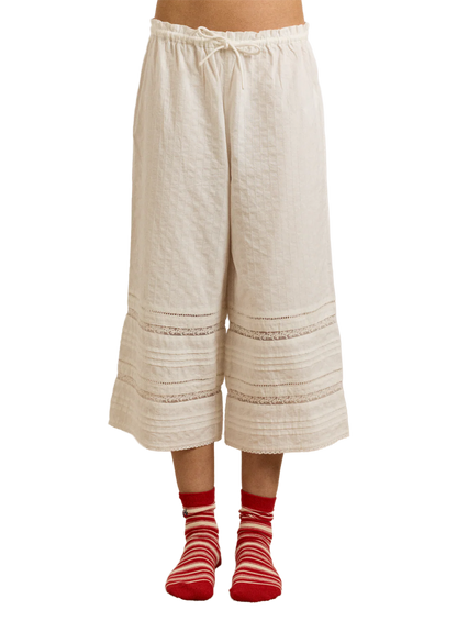 DAM1TRO00004CTW_White_0.png