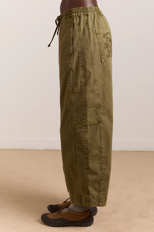 DAM1TRO24134OCW_Olive_2.png