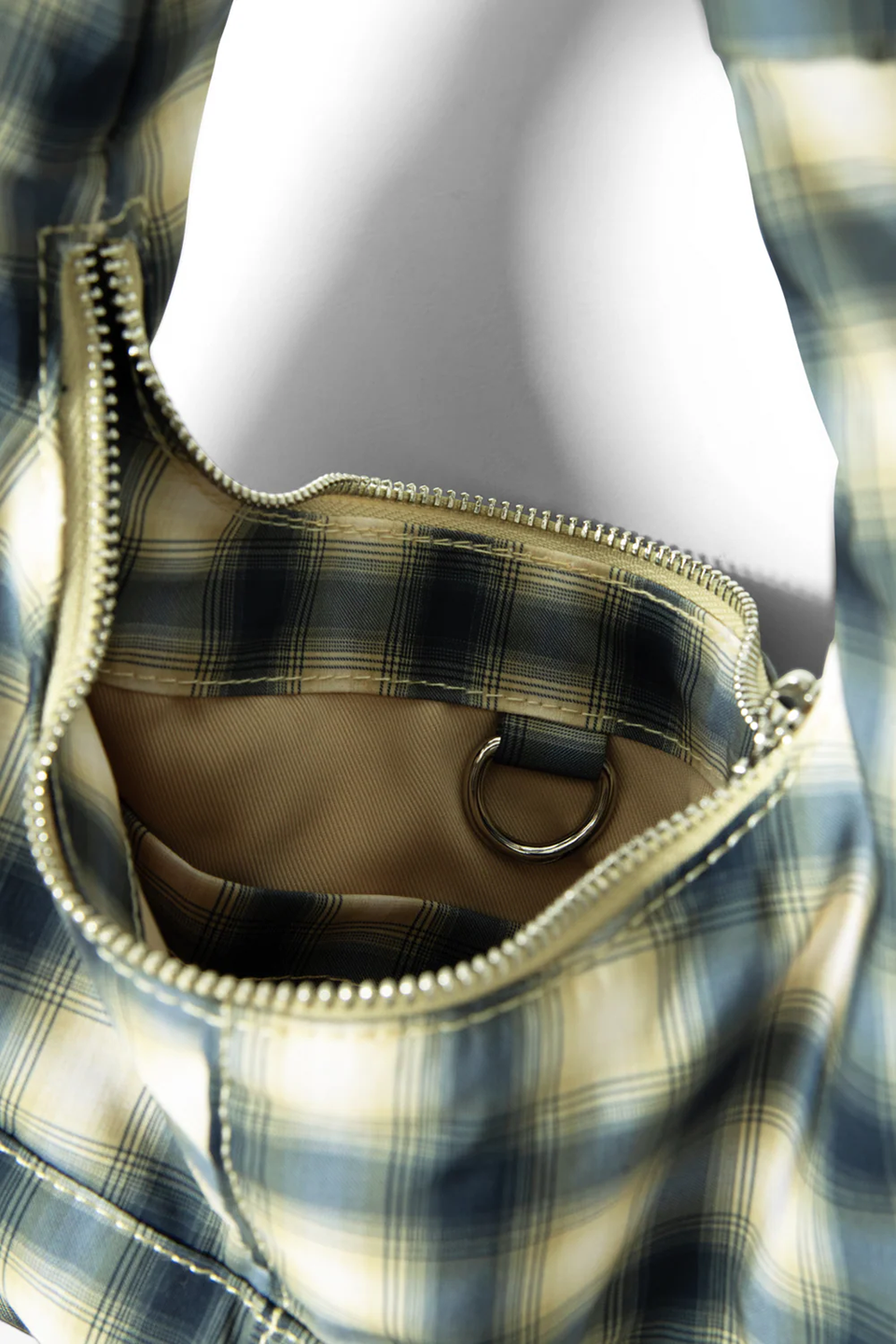 DAM3BAG24146NYW_MULTI_1.png