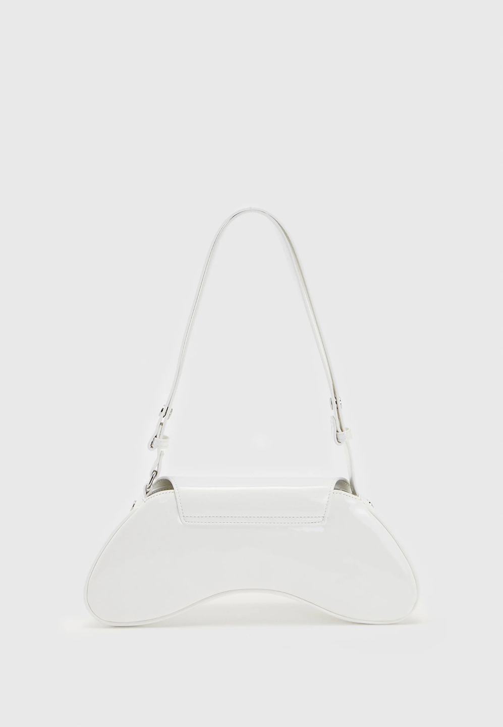 DIE3BAG00000YPW_WHT_1.png