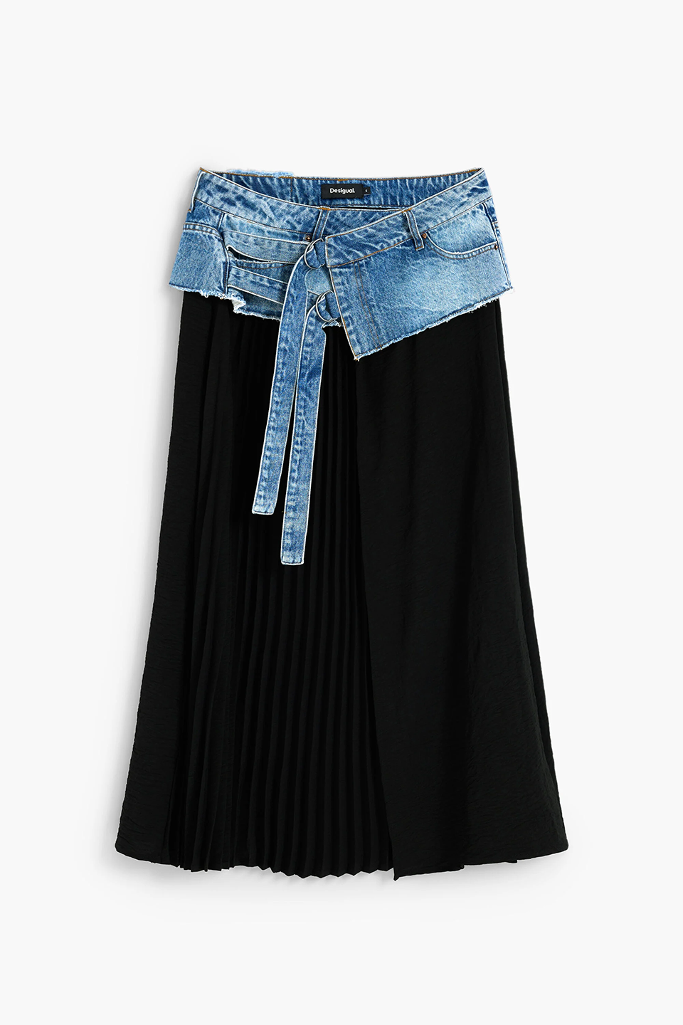DSG1SKI17607PCW_Black%2B000_3.png