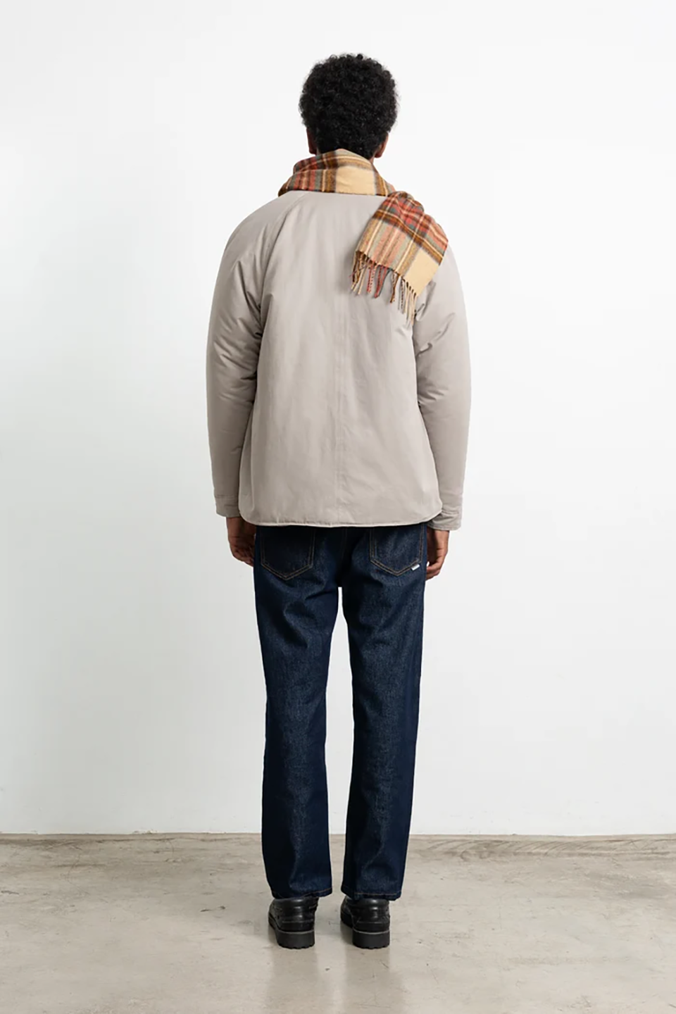 EDS1CJK00004CTM_PLAIN+GREY_4.png