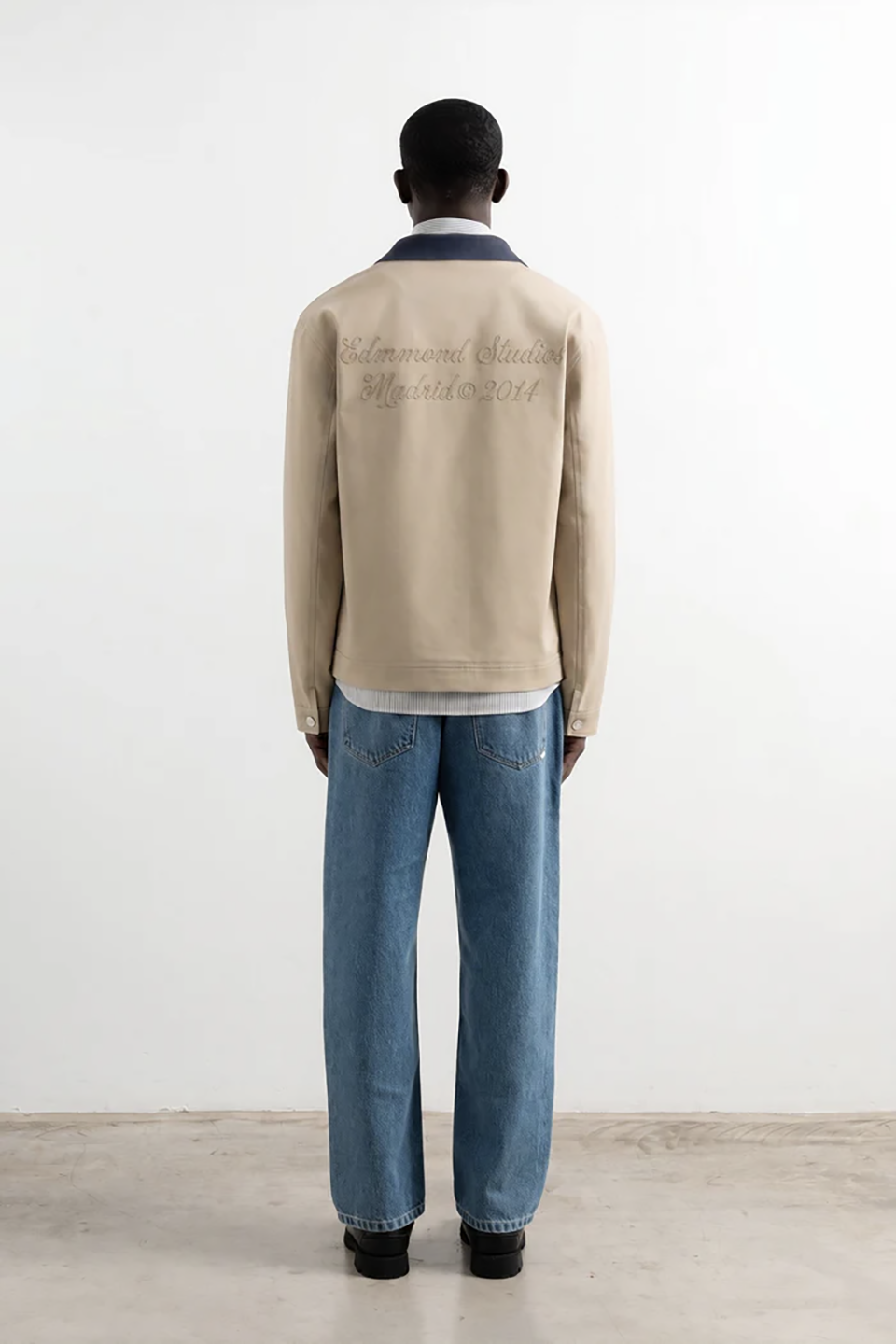 EDS1CJK00008CTM_PLAIN+TAN_1.png