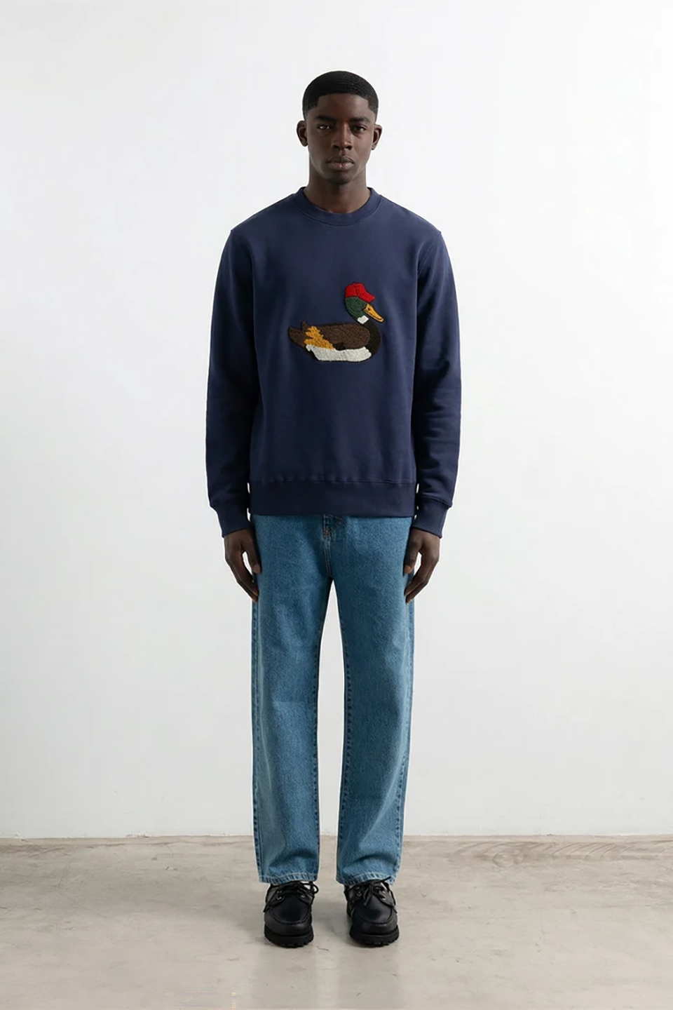 EDS1SWE00003CTM_PLAIN+NAVY_3.png