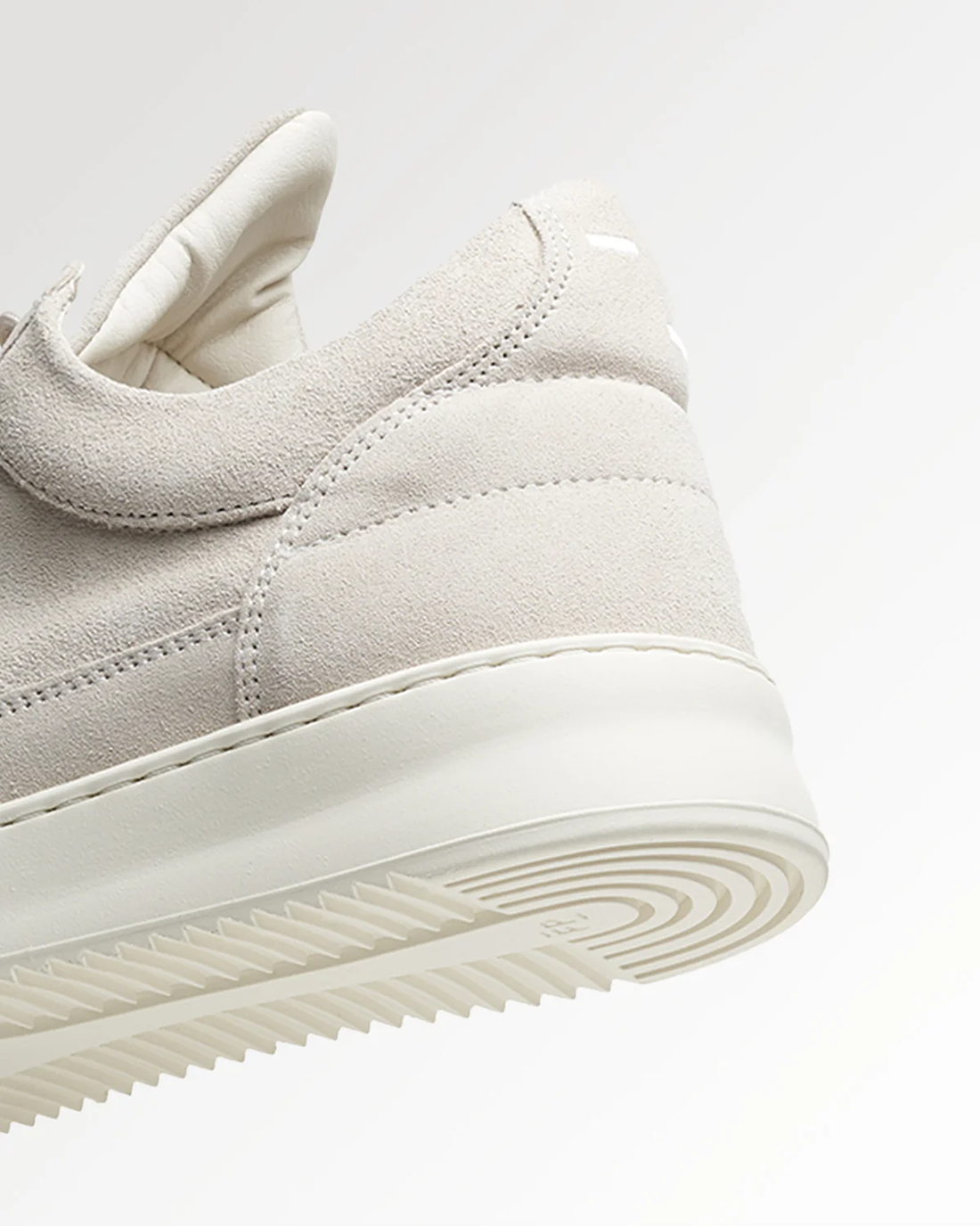 FIL2SNE00000LEU_Off+white_3.png