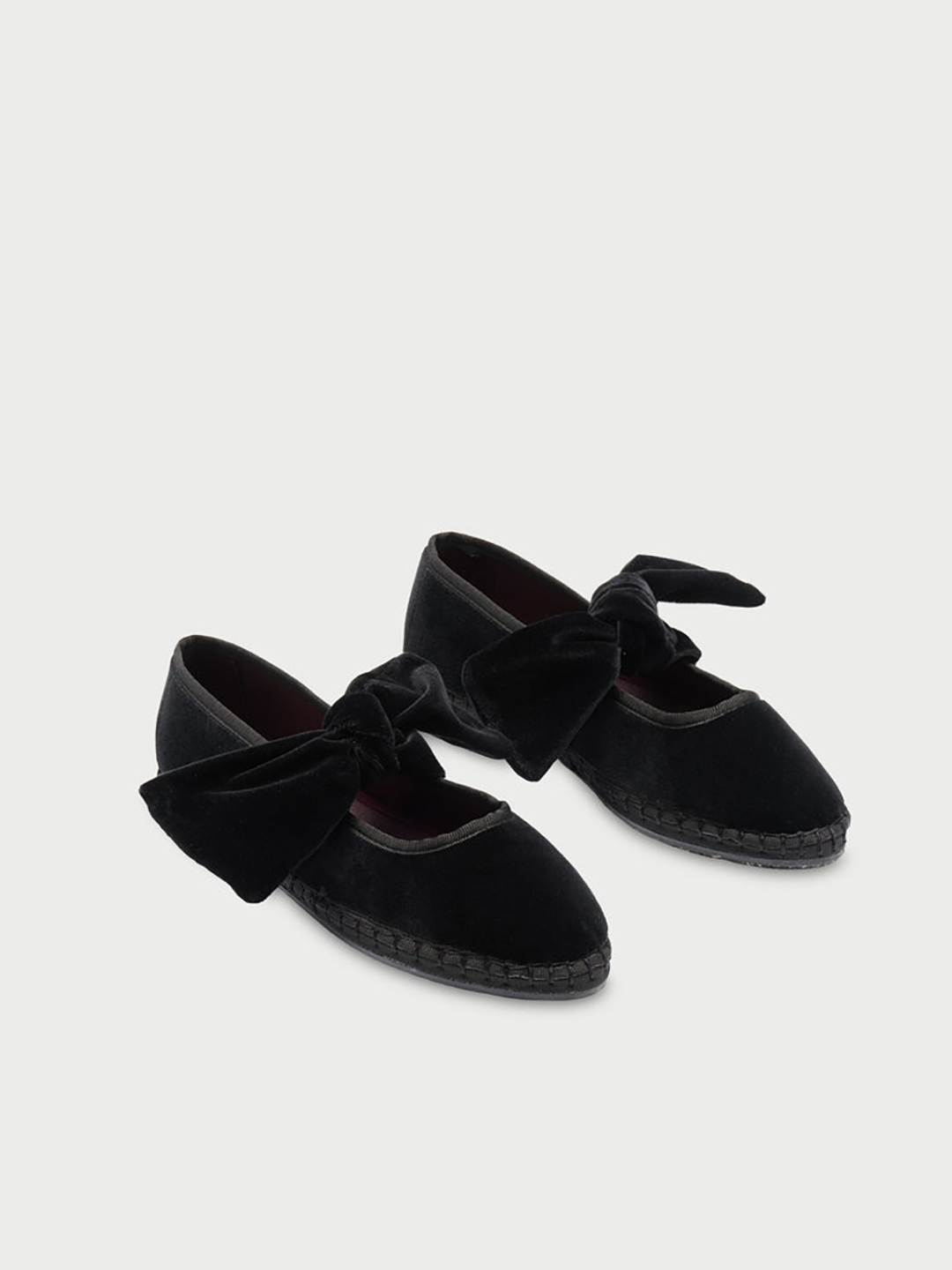 FLACCAL00001VVW_Black_1.png