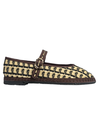FLACCAL00002CTW_Twist+Brown_0.png
