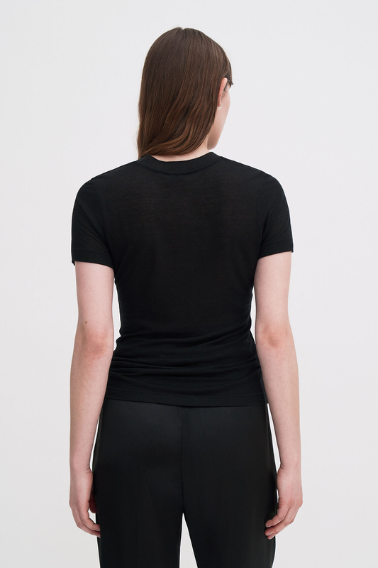 FPA1TOP00002LYW_Black_3.png