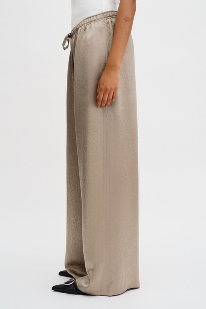 FPA1TRO00002AEW_Dark+Taupe_1.png