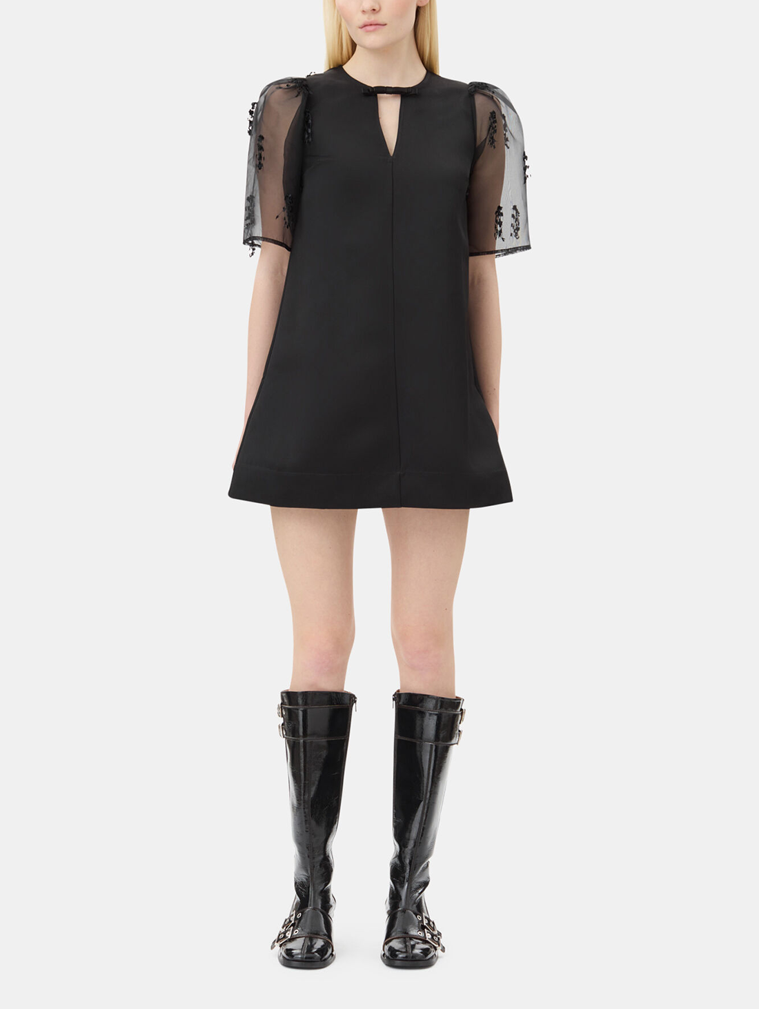 GAN1DRE00029NOW_Black_1.png