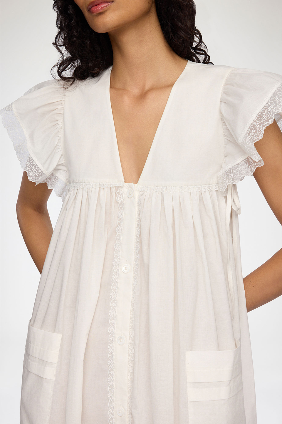 GAN1DRE08588OCW_Bright+White_2.png