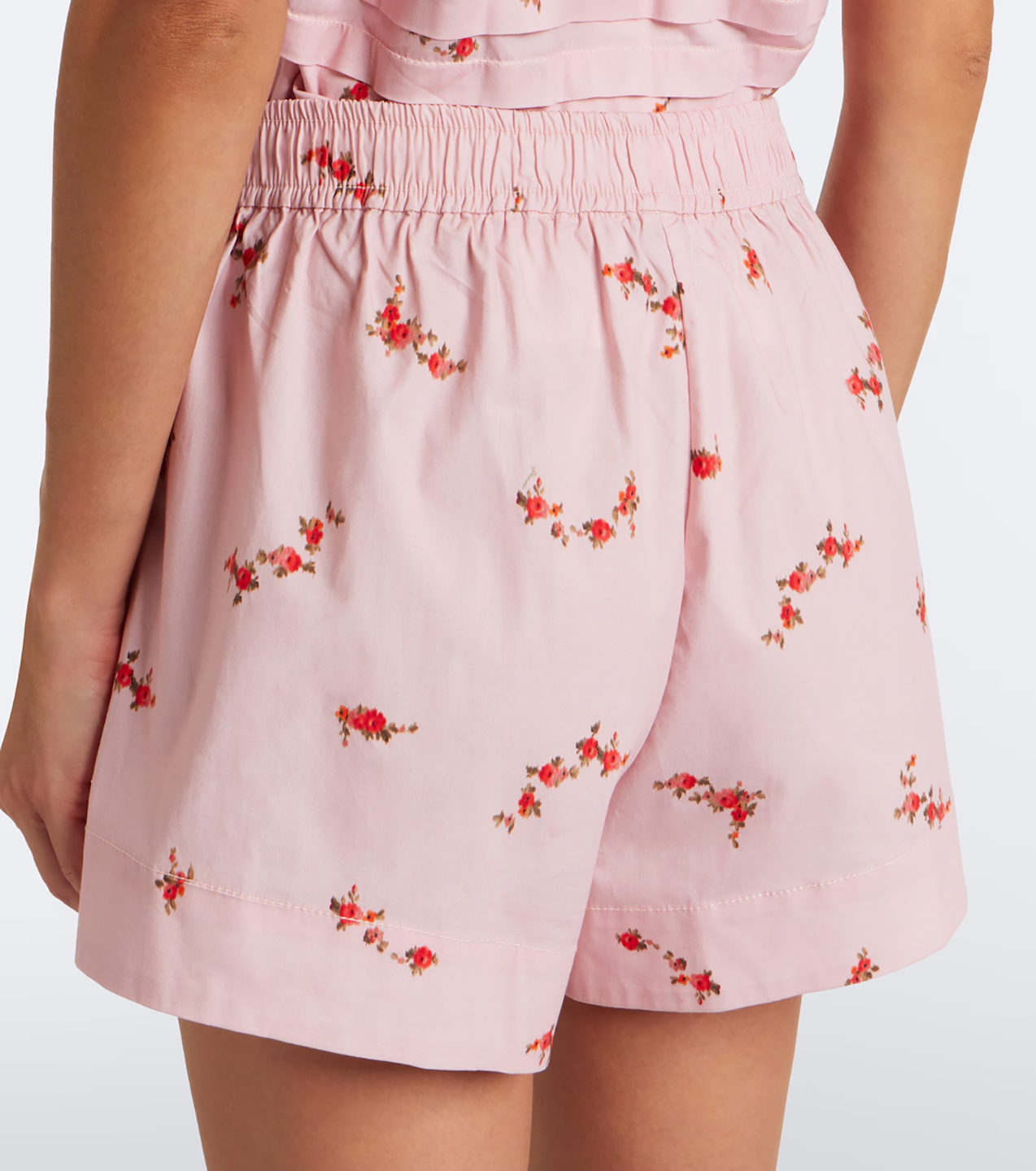GAN1SHO08661OCW_Silver+Pink_1.png