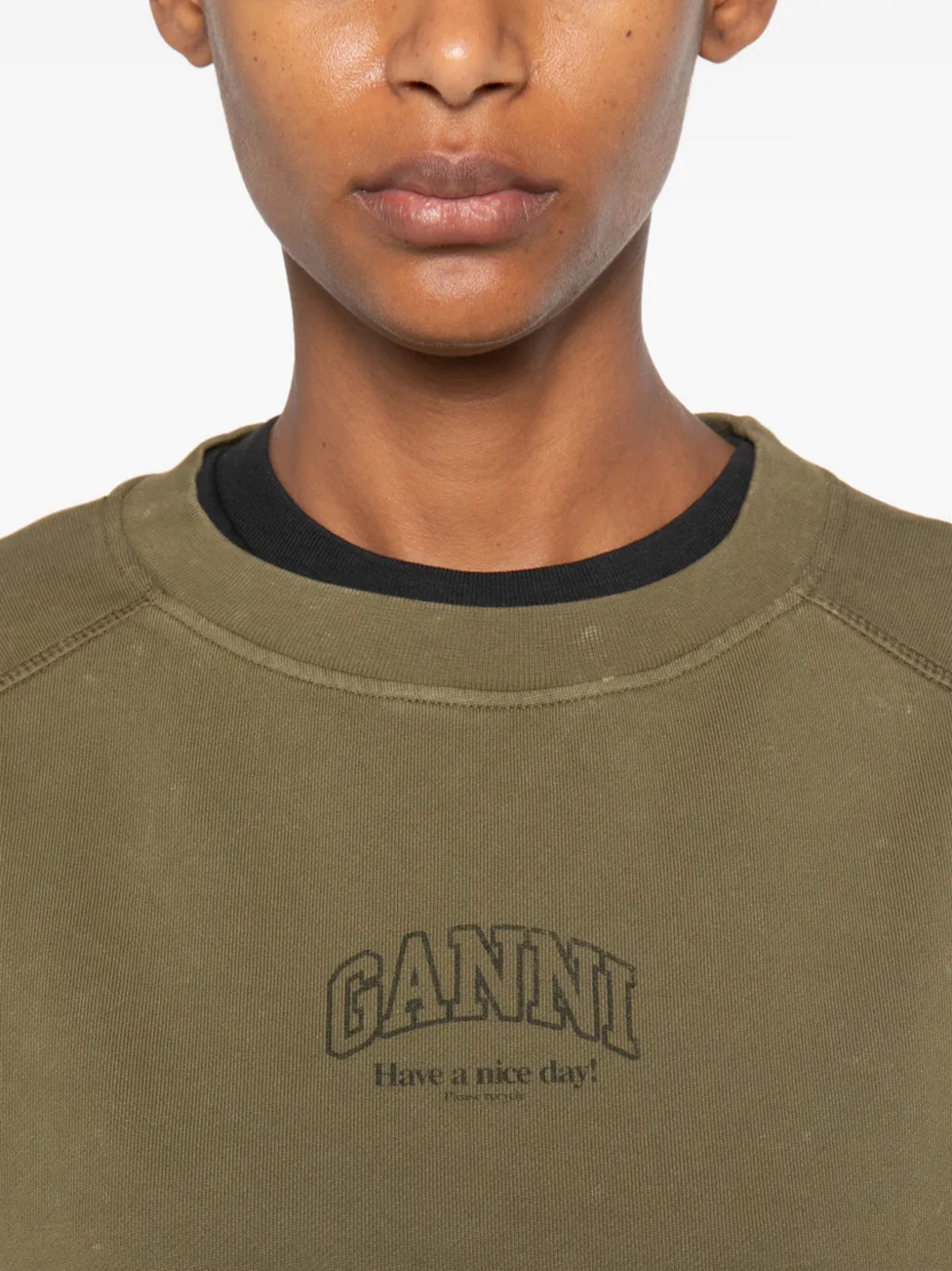 GAN1SWE08676OCW_MILITARY+OLIVE_4.png