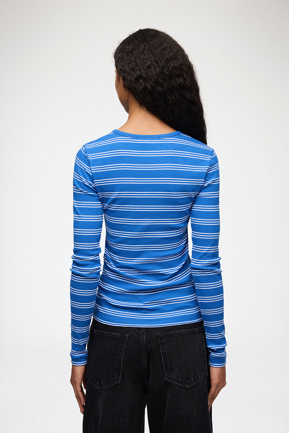 GAN1TOP08673OCW_Nouvean+Navy_1.png