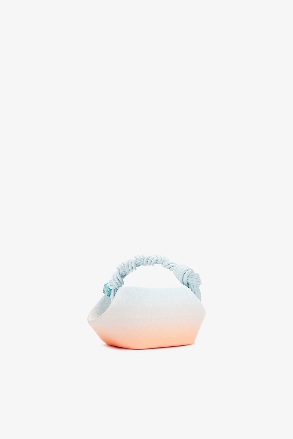 GAN3BAG08681PYW_Country+Air_1.png